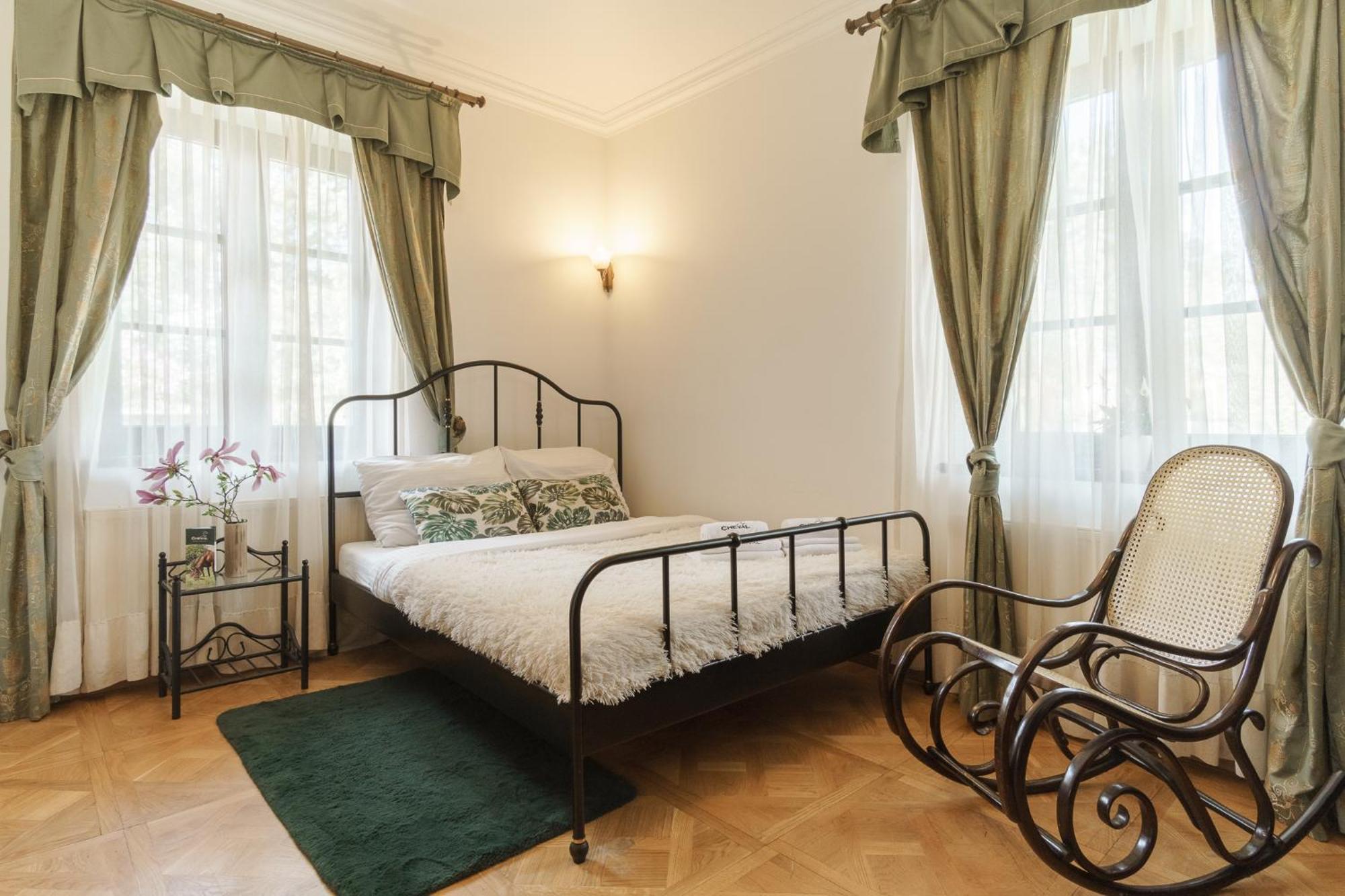 Apartamenty W Dworku Cheval Cracovia Esterno foto