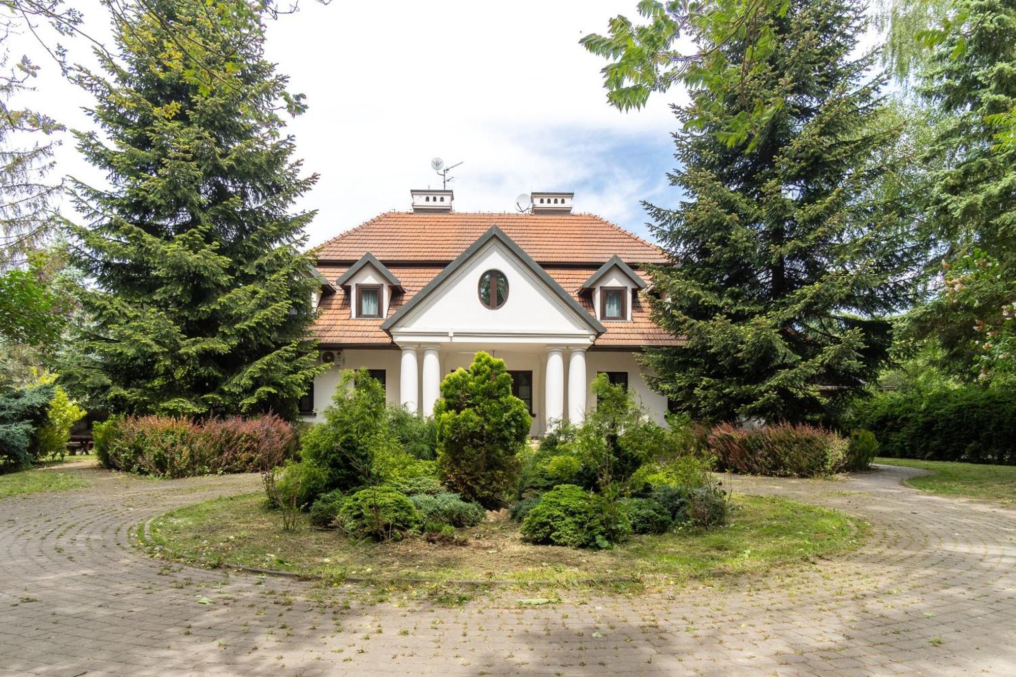 Apartamenty W Dworku Cheval Cracovia Esterno foto